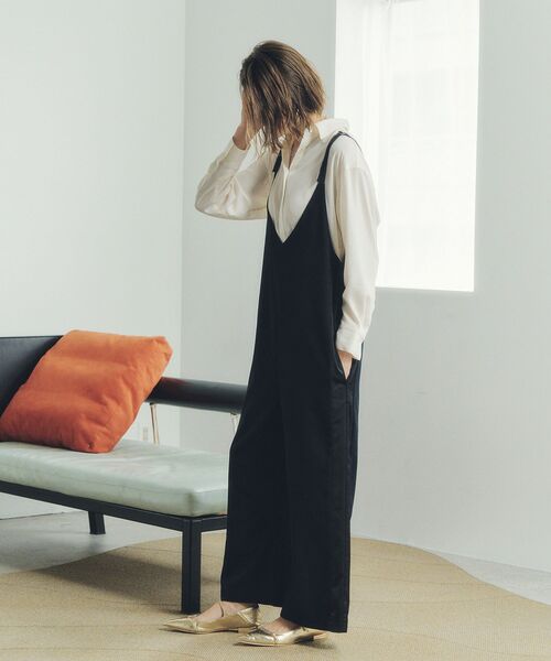 Editt by YECCA VECCA（エディットバイイェッカヴェッカ）の「サイドラインサロペット（サロペット/オーバーオール・レディース・カーキ/ブルーグリーン/ネイビー・FREE）」の10枚目の写真