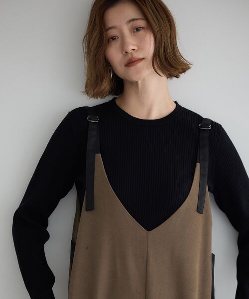 Editt by YECCA VECCA（エディットバイイェッカヴェッカ）の「サイドラインサロペット（サロペット/オーバーオール・レディース・カーキ/ブルーグリーン/ネイビー・FREE）」の22枚目の写真