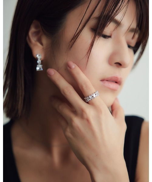ChooMia(チュミア)の「ジルコニアビジューリング(リング・レディース・シルバー/ゴールド・16/11)」の6枚目の写真