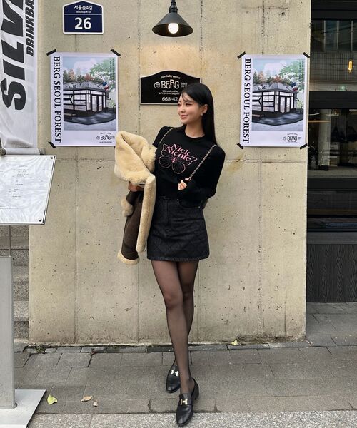 NICK&NICOLE（ニックアンドニコール）の「CASHMERE BUTTERFLY SIGNATURE CROP KNIT_BLACK PINK（ニット/セーター・レディース・その他・FREE）」の9枚目の写真