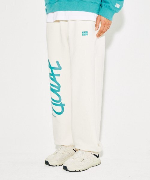 HOODHOOD(フッドフッド)の「シグニチャーロゴスウェットパンツアイボリー(スウェットパンツ・メンズ・その他・LARGE/X-LARGE/MEDIUM)」の16枚目の写真