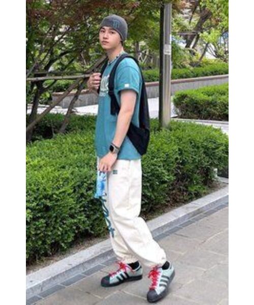 HOODHOOD(フッドフッド)の「シグニチャーロゴスウェットパンツアイボリー(スウェットパンツ・メンズ・その他・LARGE/X-LARGE/MEDIUM)」の10枚目の写真