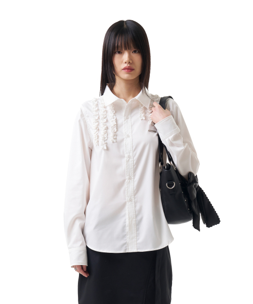 IUGAMAKARAS(イウガマカラス)の「Frilled Shirts (White)(シャツ/ブラウス・レディース・その他・FREE)」の2枚目の写真