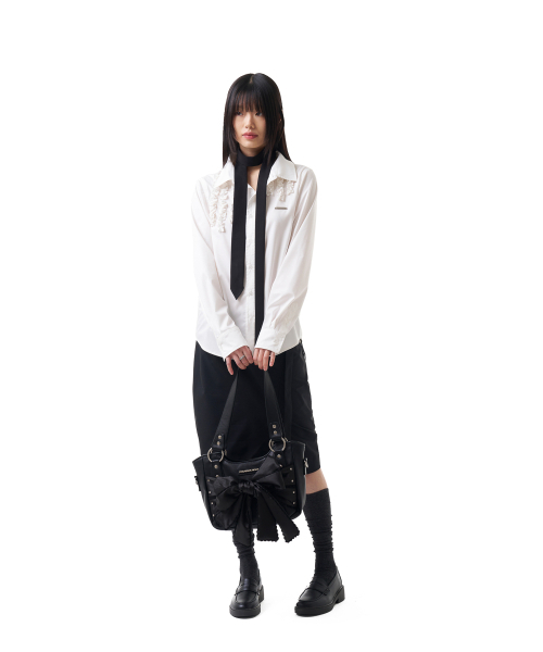 IUGAMAKARAS(イウガマカラス)の「Frilled Shirts (White)(シャツ/ブラウス・レディース・その他・FREE)」の9枚目の写真