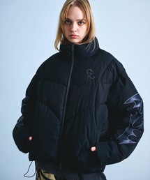 Revo. | トライバル 合皮レザーワッペン ワンポイント ロゴ刺繍 ショート パファーブルゾン ダブルジップ【UNISEX】(ダウンジャケット/コート)