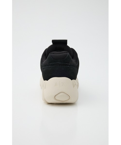 ARMANI EXCHANGE（アルマーニエクスチェンジ）の「AXロゴ チャンキーソール レースアップスニーカー（スニーカー・レディース・グレー/ブラック・7/6/5）」の5枚目の写真