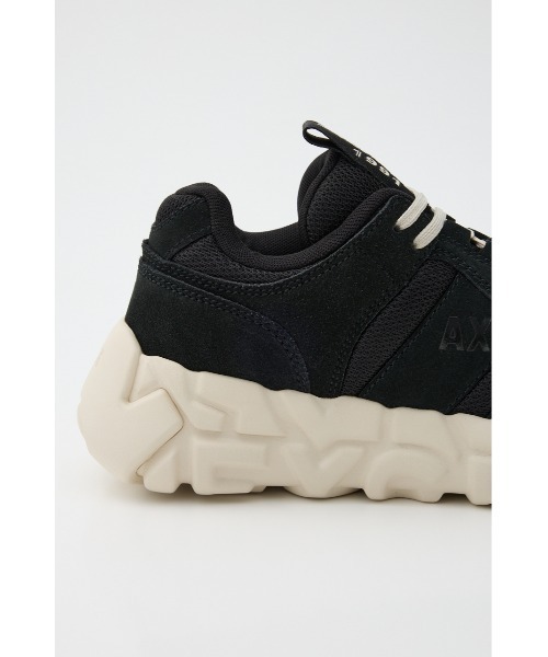 ARMANI EXCHANGE（アルマーニエクスチェンジ）の「AXロゴ チャンキーソール レースアップスニーカー（スニーカー・レディース・グレー/ブラック・7/6/5）」の6枚目の写真