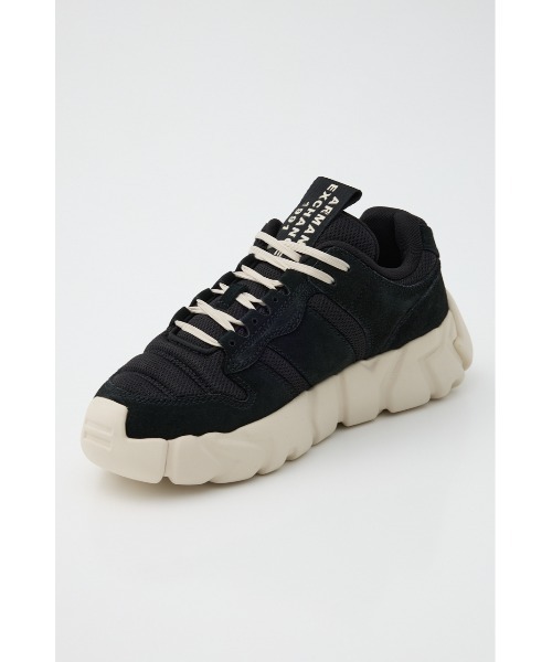 ARMANI EXCHANGE（アルマーニエクスチェンジ）の「AXロゴ チャンキーソール レースアップスニーカー（スニーカー・レディース・グレー/ブラック・7/6/5）」の9枚目の写真