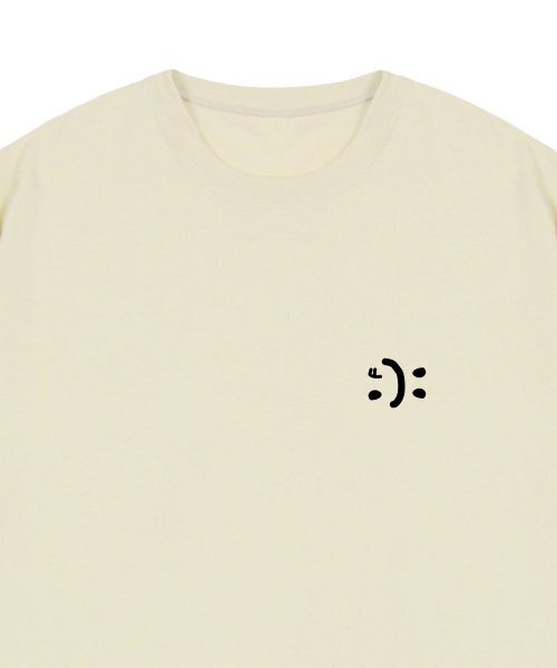 GRAVER（グレーバー）の「[UNISEX]スモールダブルドローイングスマイル半袖_サンドベージュ（Tシャツ/カットソー・レディース・ベージュ・X-LARGE/SMALL/MEDIUM/LARGE）」の3枚目の写真