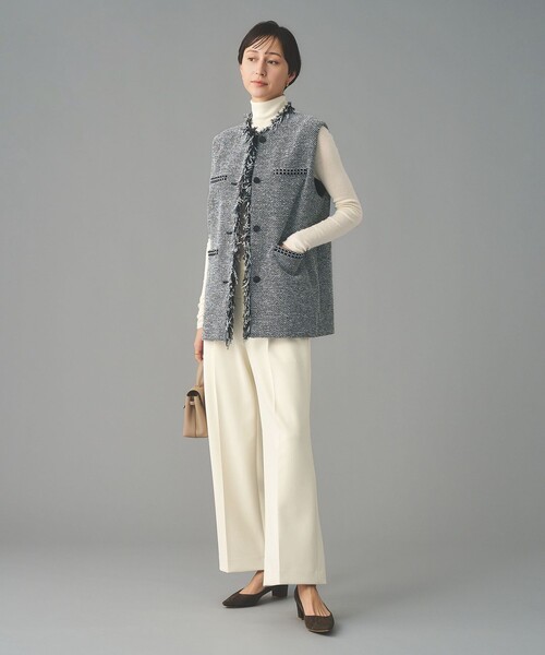 UNITED ARROWS（ユナイテッドアローズ）の「SPONGY タック ワイドパンツ（スラックス・レディース・オフホワイト/ブラック/ネイビー・40/38/36/34）」の15枚目の写真