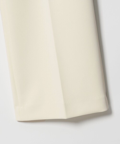 UNITED ARROWS(ユナイテッドアローズ)の「SPONGY タック ワイドパンツ(スラックス・レディース・オフホワイト/ブラック/ネイビー・40/38/36/34)」の12枚目の写真