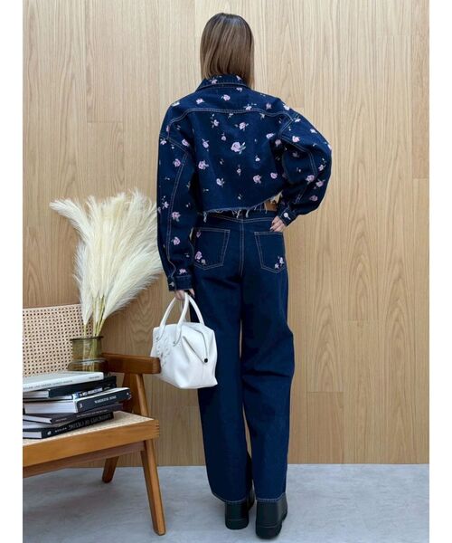 EVRIS（エヴリス）の「Embroideryカットアウトワイドデニムパンツ【セットアップ着用可能】（デニムパンツ・レディース・ブラック/インディゴブルー・MEDIUM/SMALL）」の18枚目の写真