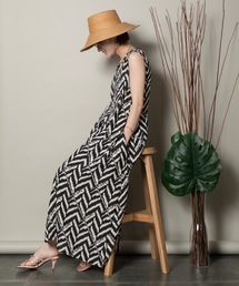 miniyu（ミニュウ）の「ノースリーブワンピース（ワンピース）」