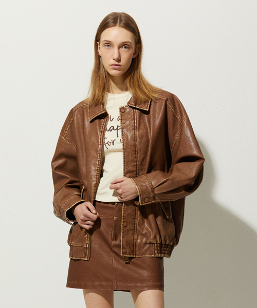 LADY VOLUME(レディーボリューム)の「465-1 VINTAGE COATED LEATHER LOOSE FIT JUMPER_CAMEL(ライダースジャケット・レディース・その他・FREE)」の2枚目の写真