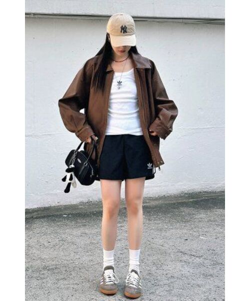 LADY VOLUME(レディーボリューム)の「465-1 VINTAGE COATED LEATHER LOOSE FIT JUMPER_CAMEL(ライダースジャケット・レディース・その他・FREE)」の3枚目の写真