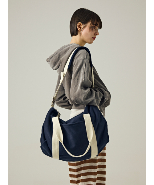 Salad bowls（サラダボール）の「410 Travel Bag [NAVY]（メッセンジャーバッグ・レディース・ネイビー・FREE）」の10枚目の写真
