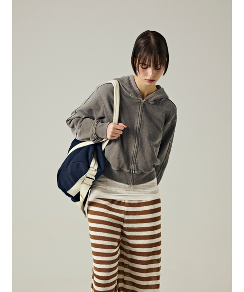 Salad bowls（サラダボール）の「410 Travel Bag [NAVY]（メッセンジャーバッグ・レディース・ネイビー・FREE）」の12枚目の写真