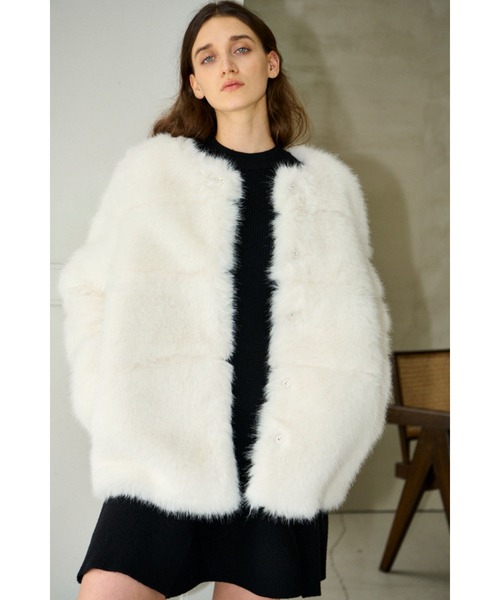 Estella.K(エステラケー)の「Coco Faux Fur Coat ノーカラーファーコート(ノーカラーコート・レディース・ブラック/ブルーグレー/モカ/オフホワイト・FREE)」の13枚目の写真