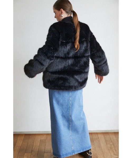 Estella.K(エステラケー)の「Coco Faux Fur Coat ノーカラーファーコート(ノーカラーコート・レディース・ブラック/ブルーグレー/モカ/オフホワイト・FREE)」の8枚目の写真