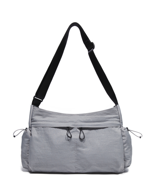 BUTDEEP（バッドディープ）の「036 CROSS BAG-GRAY（メッセンジャーバッグ・レディース・その他・FREE）」の2枚目の写真