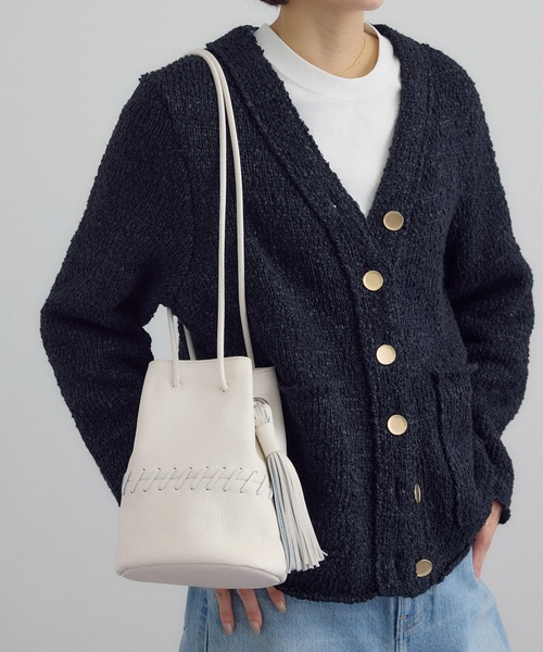 SALON adam et rope'（サロン アダム エ ロペ）の「【W S（ドゥーブル）】レザードロストミニバッグ（ショルダーバッグ・レディース・ベージュ/ホワイト・FREE）」の2枚目の写真