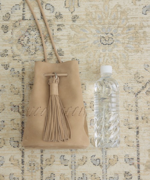 SALON adam et rope'（サロン アダム エ ロペ）の「【W S（ドゥーブル）】レザードロストミニバッグ（ショルダーバッグ・レディース・ベージュ/ホワイト・FREE）」の6枚目の写真