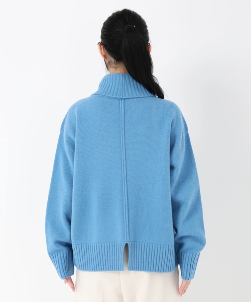 STRAWBERRY-FIELDS（ストロベリーフィールズ）の「アルジーウール_タートルネックウールプルオーバー（ニット/セーター・レディース・ブルー/グリーン/ピンク/チャコール/ライトグレー・2）」の8枚目の写真