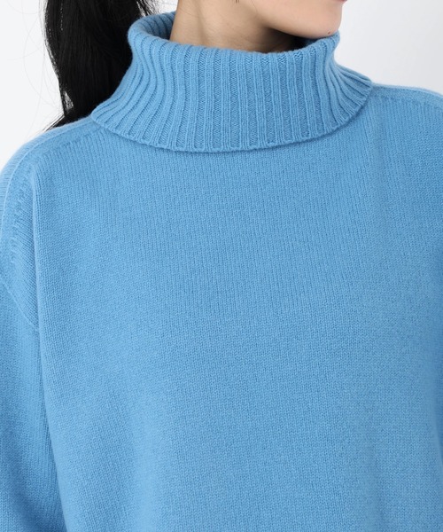 STRAWBERRY-FIELDS（ストロベリーフィールズ）の「アルジーウール_タートルネックウールプルオーバー（ニット/セーター・レディース・ブルー/グリーン/ピンク/チャコール/ライトグレー・2）」の9枚目の写真