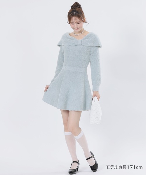 MARY QUANT（マリークワント）の「オフショルリボンニット ワンピース（ワンピース・レディース・ブラック/アイボリー/ブルー・M）」の2枚目の写真