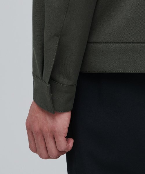 MUSINSA STANDARD(ムシンサスタンダード)の「リラックスミニマルジャケットノンポケット【ダスティカーキ】(ブルゾン・メンズ・その他・LARGE/MEDIUM)」の8枚目の写真