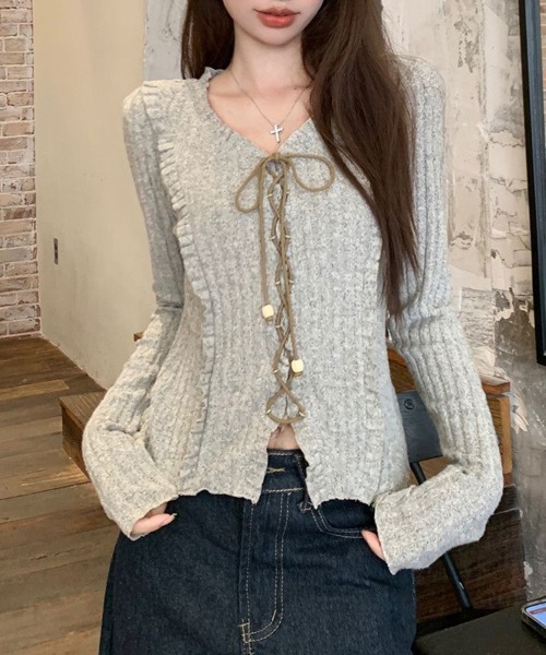 Flugge(フラッジー)の「フロントリボンフリルリブトップス(その他トップス・レディース・ベージュ・LARGE/MEDIUM)」の11枚目の写真