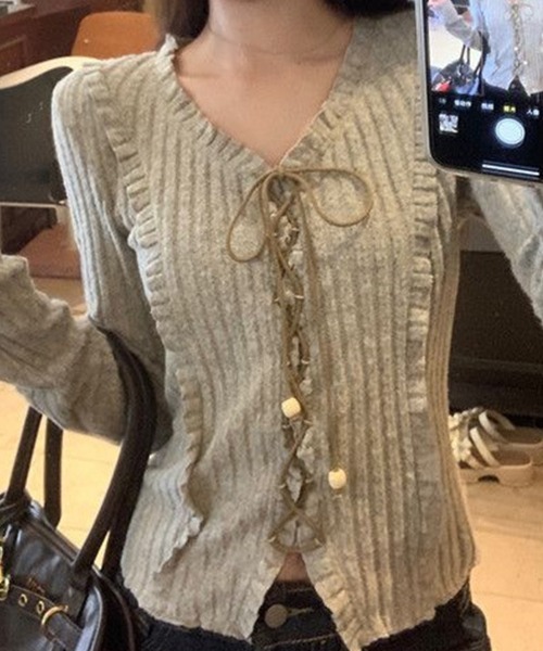 Flugge(フラッジー)の「フロントリボンフリルリブトップス(その他トップス・レディース・ベージュ・LARGE/MEDIUM)」の12枚目の写真