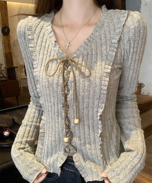 Flugge(フラッジー)の「フロントリボンフリルリブトップス(その他トップス・レディース・ベージュ・LARGE/MEDIUM)」の6枚目の写真