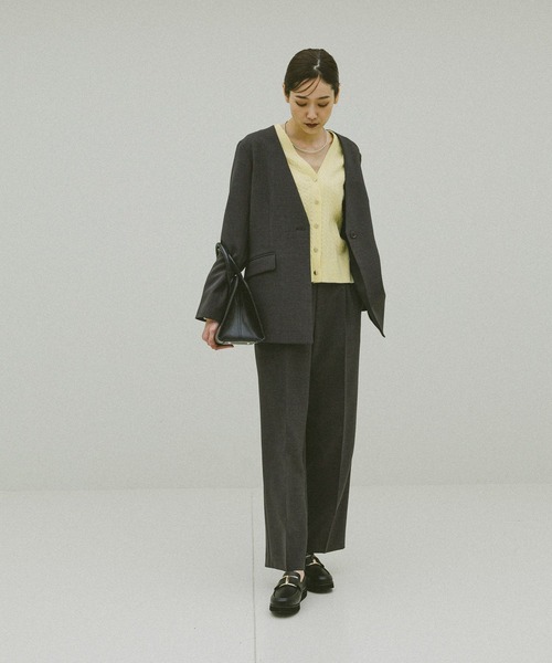 GLOBAL WORK(グローバルワーク)の「ウツクシルエットWクロスジャケット/603985(テーラードジャケット・レディース・ブラック/チャコールグレー/モカ・SMALL/MEDIUM/LARGE)」の4枚目の写真