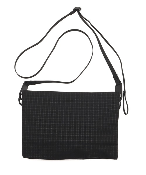 THE NORTH FACE(ザノースフェイス)の「THE NORTH FACE Rafter Shoulder Pouch S SP / ザ ノース フェイス ラフター ショルダー ポーチ S SP(ボディバッグ/ウエストポーチ・メンズ・ブラック・FREE)」の5枚目の写真