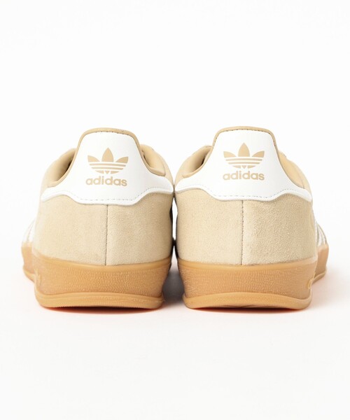 adidas(アディダス)の「【WEB限定】adidas / GAZELLE INDOOR(スニーカー・レディース・ベージュ/ブラウン/ブルー・24.5/24/23.5/23/25)」の5枚目の写真