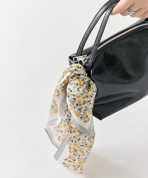 mystic(ミスティック)の「小花柄スカーフ(バンダナ/スカーフ・レディース・イエロー・ONE SIZE)」の1枚目の写真