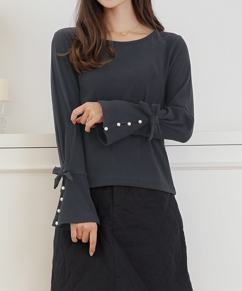 le reve vaniller(ル レーヴ ヴァニレ)の「フレア 袖リボン パール カットソー le reve vaniller(Tシャツ/カットソー・レディース・アイボリー/チャコール・M)」の8枚目の写真