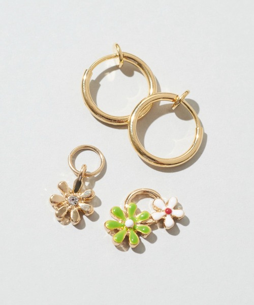 GOLDY（ゴールディ）の「カラー ブルーム イヤリング（イヤリング・レディース・シルバー系2/ゴールド系1/ゴールド系2/シルバー系1・FREE）」の11枚目の写真