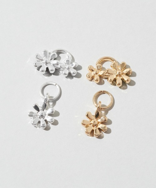GOLDY（ゴールディ）の「カラー ブルーム イヤリング（イヤリング・レディース・シルバー系2/ゴールド系1/ゴールド系2/シルバー系1・FREE）」の12枚目の写真