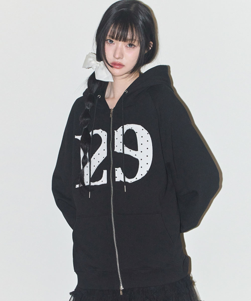 ILLIGO（イリゴ）の「129 ロゴパッチフードジップアップ ブラックドット（パーカー・レディース・その他・SMALL/MEDIUM/LARGE）」の7枚目の写真