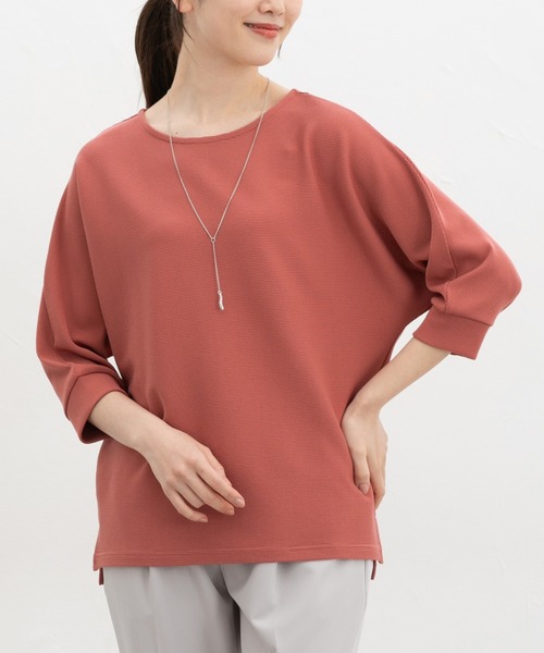 Honeys(ハニーズ)の「【UVカット】7分袖アクセ付ドルマントップス(Tシャツ/カットソー・レディース・オレンジ系その他/ブルー/アイボリー/ブラック/イエロー/ベージュ・L/LL/M)」の6枚目の写真