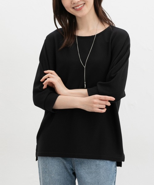 Honeys(ハニーズ)の「【UVカット】7分袖アクセ付ドルマントップス(Tシャツ/カットソー・レディース・オレンジ系その他/ブルー/アイボリー/ブラック/イエロー/ベージュ・L/LL/M)」の3枚目の写真