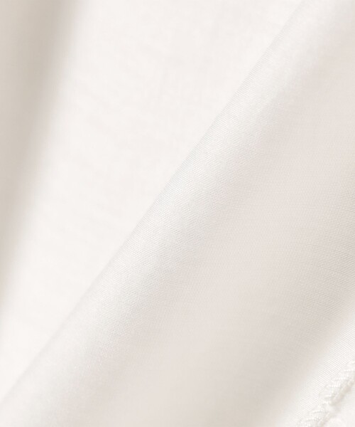 SHIPS（シップス）の「〈手洗い可能〉綿 シルク Vネック フリル タック ブラウス（シャツ/ブラウス・レディース・ネイビー/ライトイエロー/オフホワイト・ONE SIZE）」の6枚目の写真