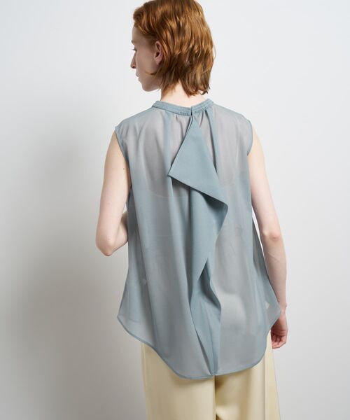 LANVIN en Bleu(ランバンオンブルー)の「シアートリコットバックドレープブラウス(シャツ/ブラウス・レディース・ブルー/オフホワイト/ライトブルー・38)」の12枚目の写真