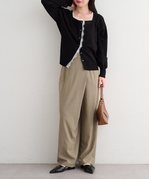 Kastane（カスタネ）の「【一部店舗限定/セットアップ対応/S.Mサイズ展開】B シャンブレーラップスラックス（スラックス・レディース・サックスブルー/ブラック/ベージュ・MEDIUM/SMALL）」の7枚目の写真