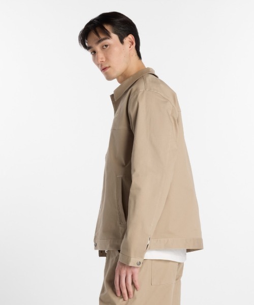 NEW BALANCE(ニューバランス)の「New Balance 大谷翔平 Signature Woven Twill Lined Jacket(ニューバランス 大谷翔平シグネチャーウーブンツイルラインドジャケット)(シャツ/ブラウス・メンズ・ネイビー/ベージュ系・MEDIUM/LARGE/X-LARGE)」の3枚目の写真