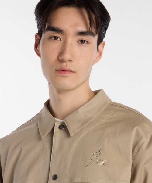 NEW BALANCE(ニューバランス)の「New Balance 大谷翔平 Signature Woven Twill Lined Jacket(ニューバランス 大谷翔平シグネチャーウーブンツイルラインドジャケット)(シャツ/ブラウス・メンズ・ネイビー/ベージュ系・MEDIUM/LARGE/X-LARGE)」の5枚目の写真