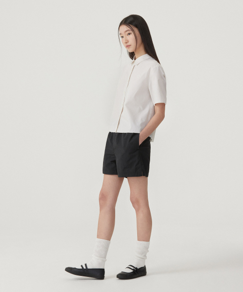 COVERNAT WOMAN（カバーナットウーマン）の「ウィメンズ 軽量ナイロンショーツ Black（その他パンツ・レディース・その他・WS/WM）」の7枚目の写真