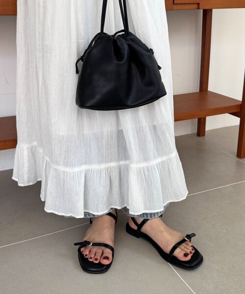 DISCOAT（ディスコート）の「フラットナローラインサンダル（サンダル・レディース・ブラウン/ブラック・LARGE/MEDIUM）」の19枚目の写真